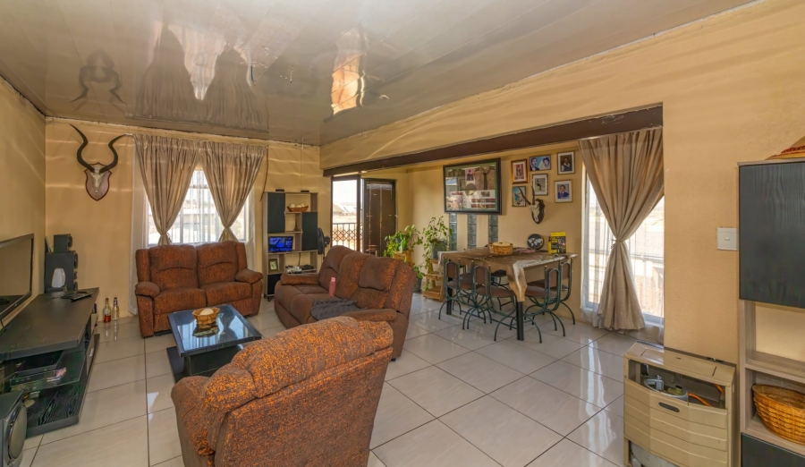 4 Bedroom Property for Sale in Maokeng Free State